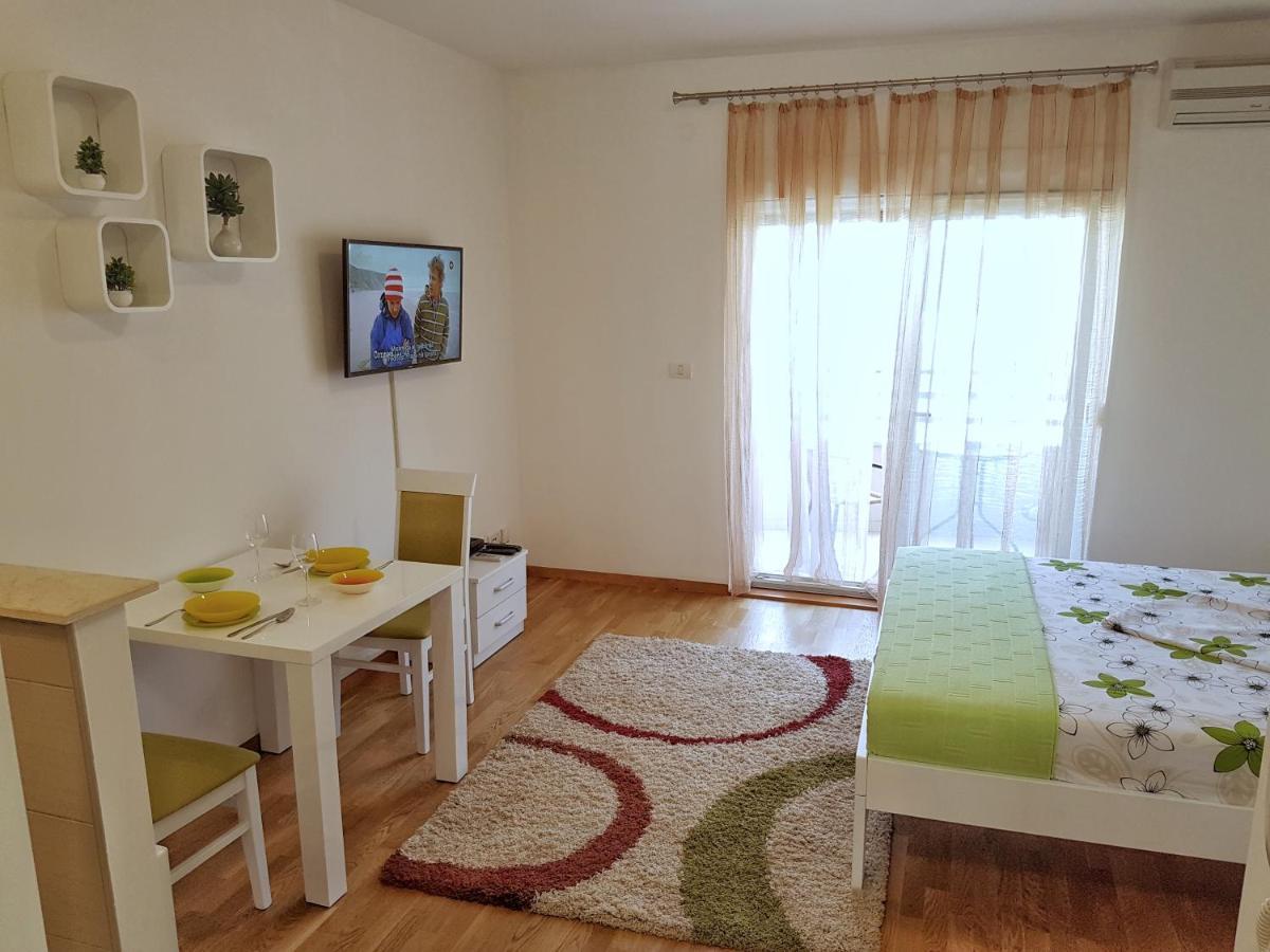 Piano Apartments Delta City Podgorica Eksteriør billede
